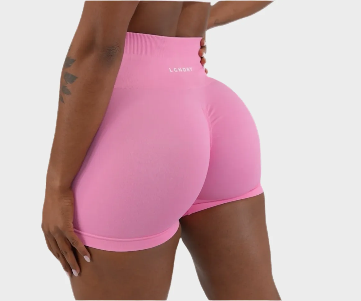 RISE SEAMLESS SHORT