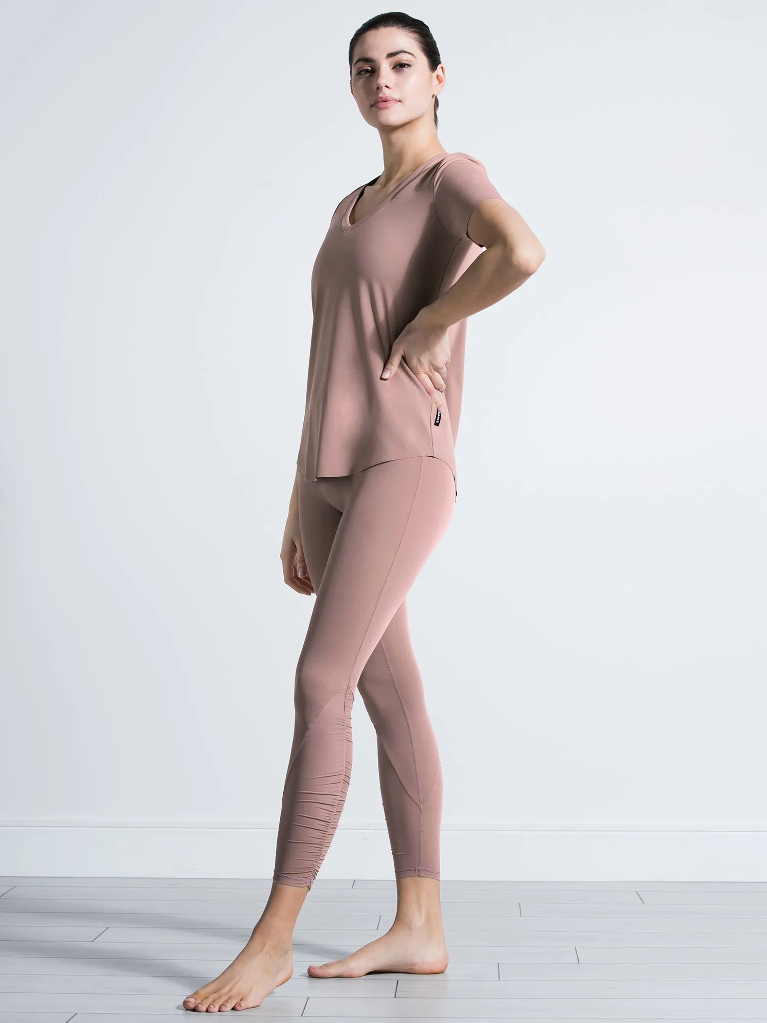 RUCHED NUDE PANTS