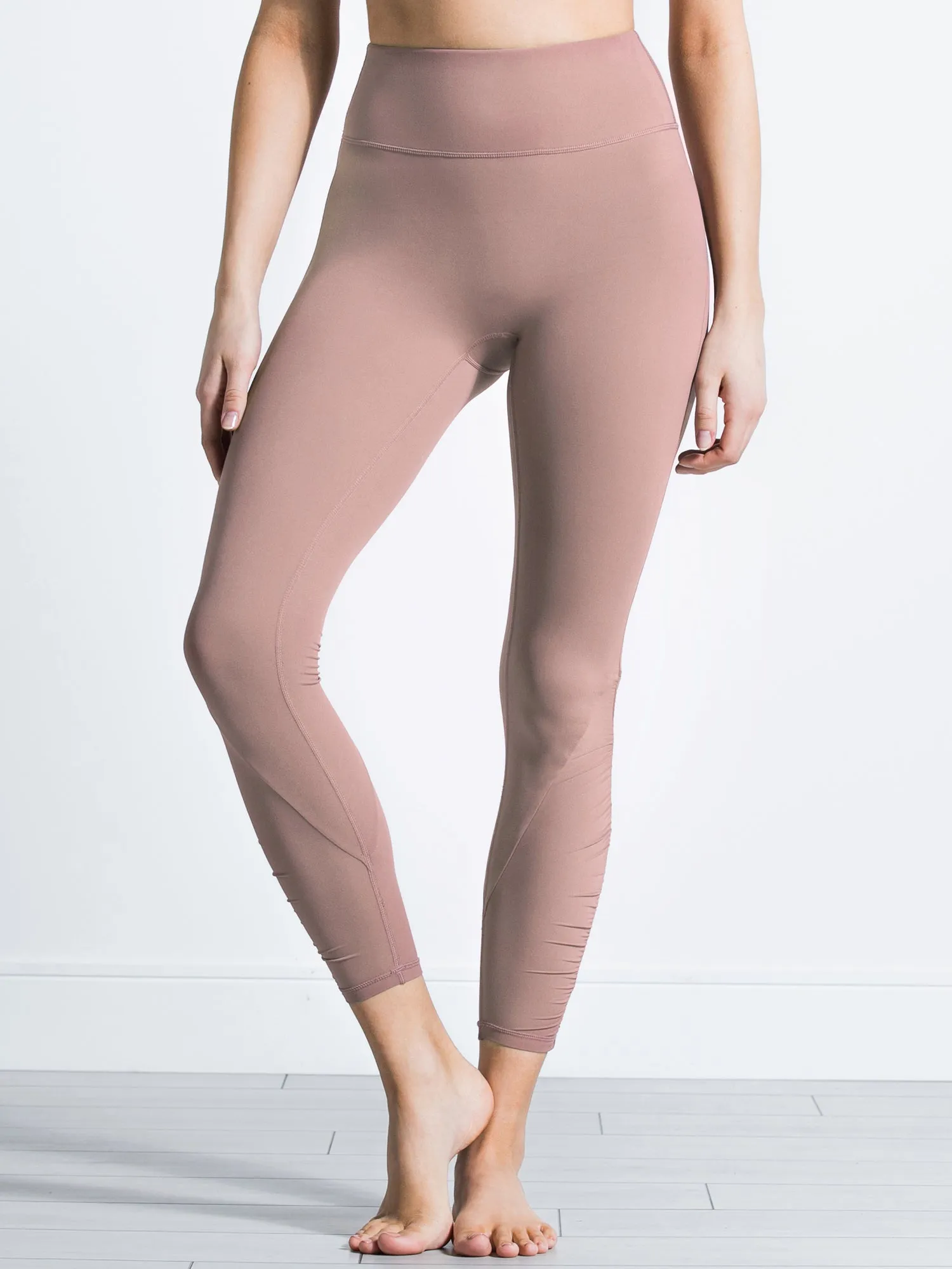 RUCHED NUDE PANTS