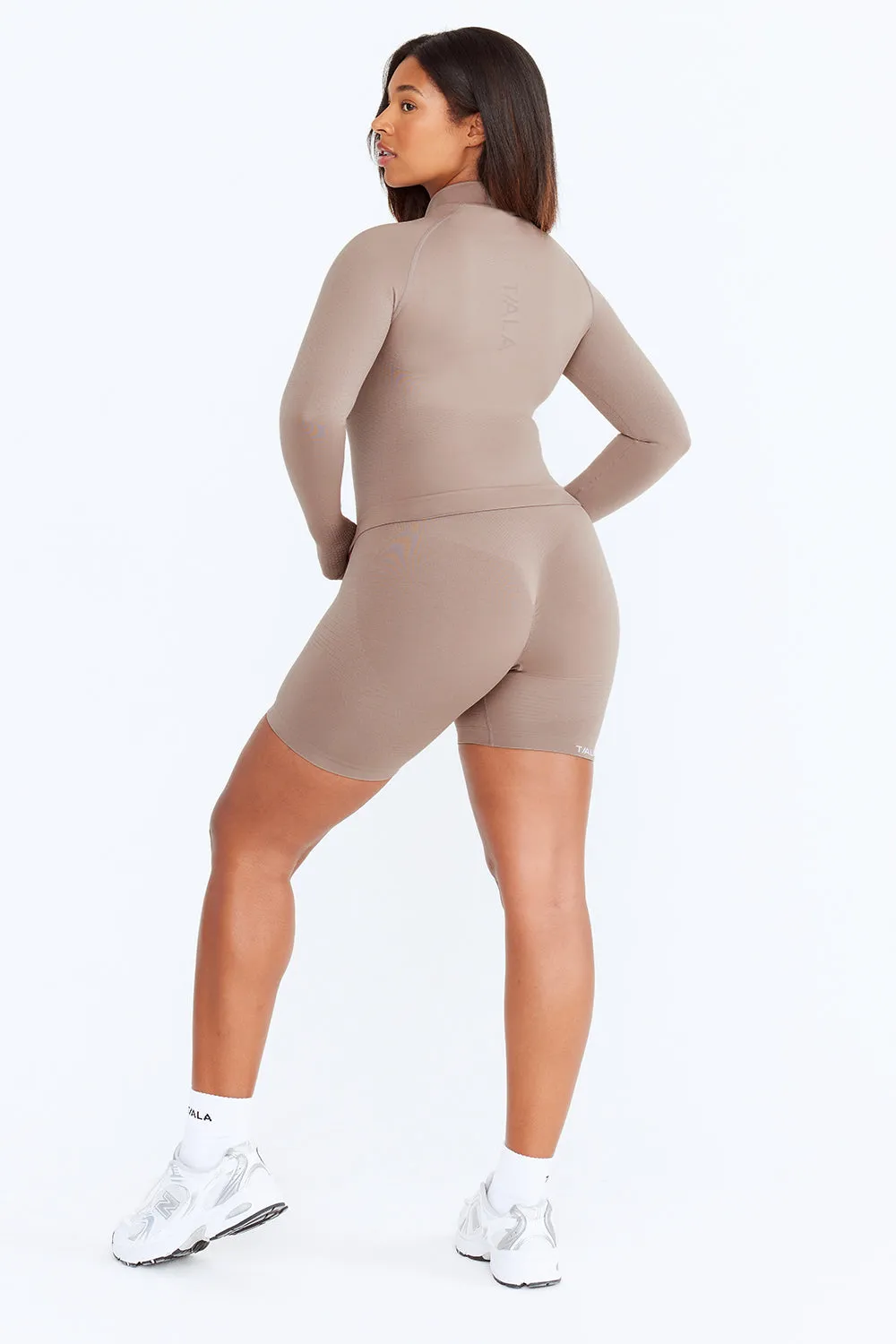 SCULPT SEAMLESS MOCK NECK ZIP THROUGH JACKET-  PEBBLE MARL