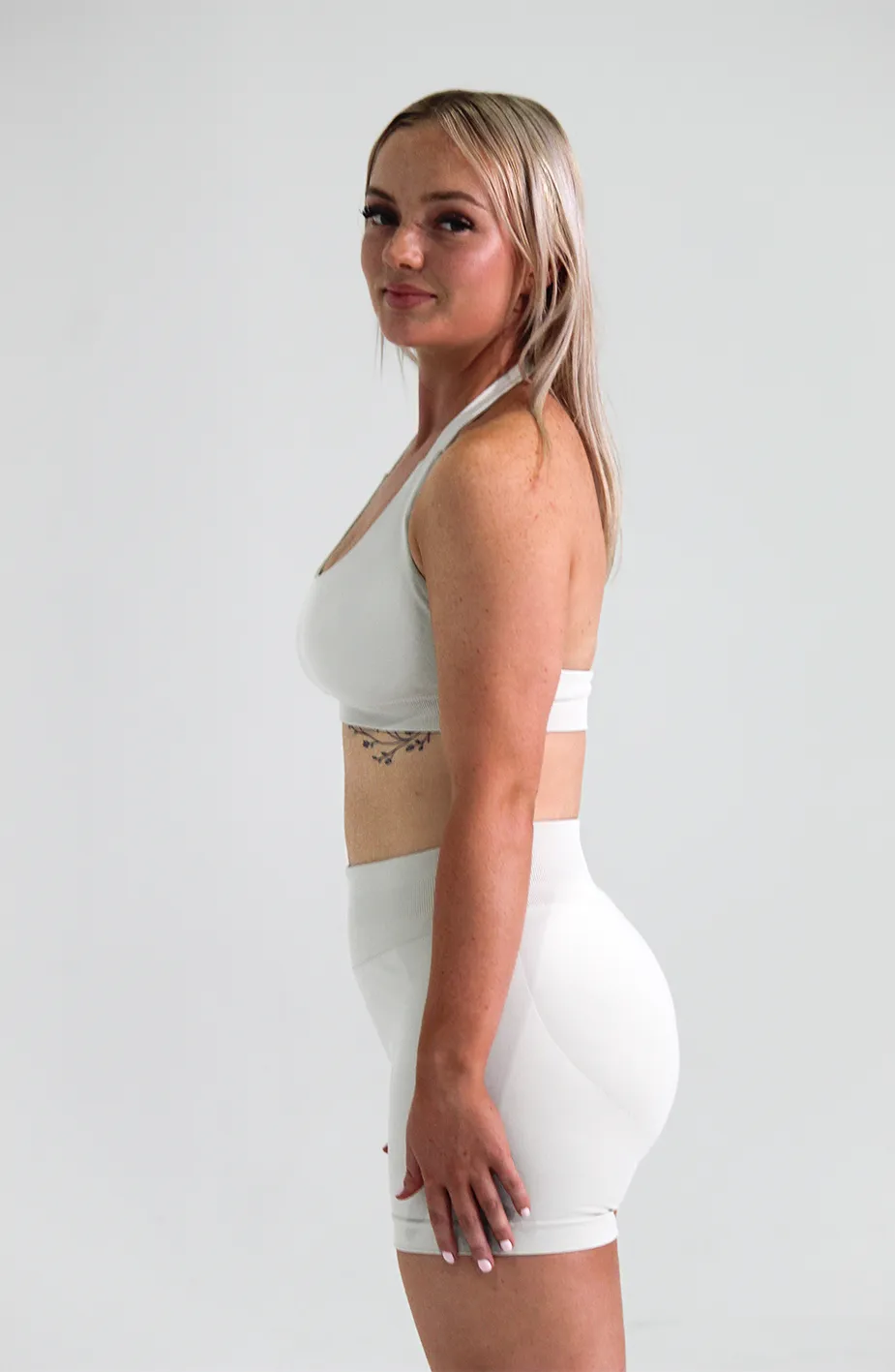 SCULPT SHORTS - STONE GREY