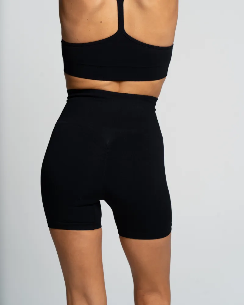 Seamless Bike Short - Onyx (Invisible Scrunch)