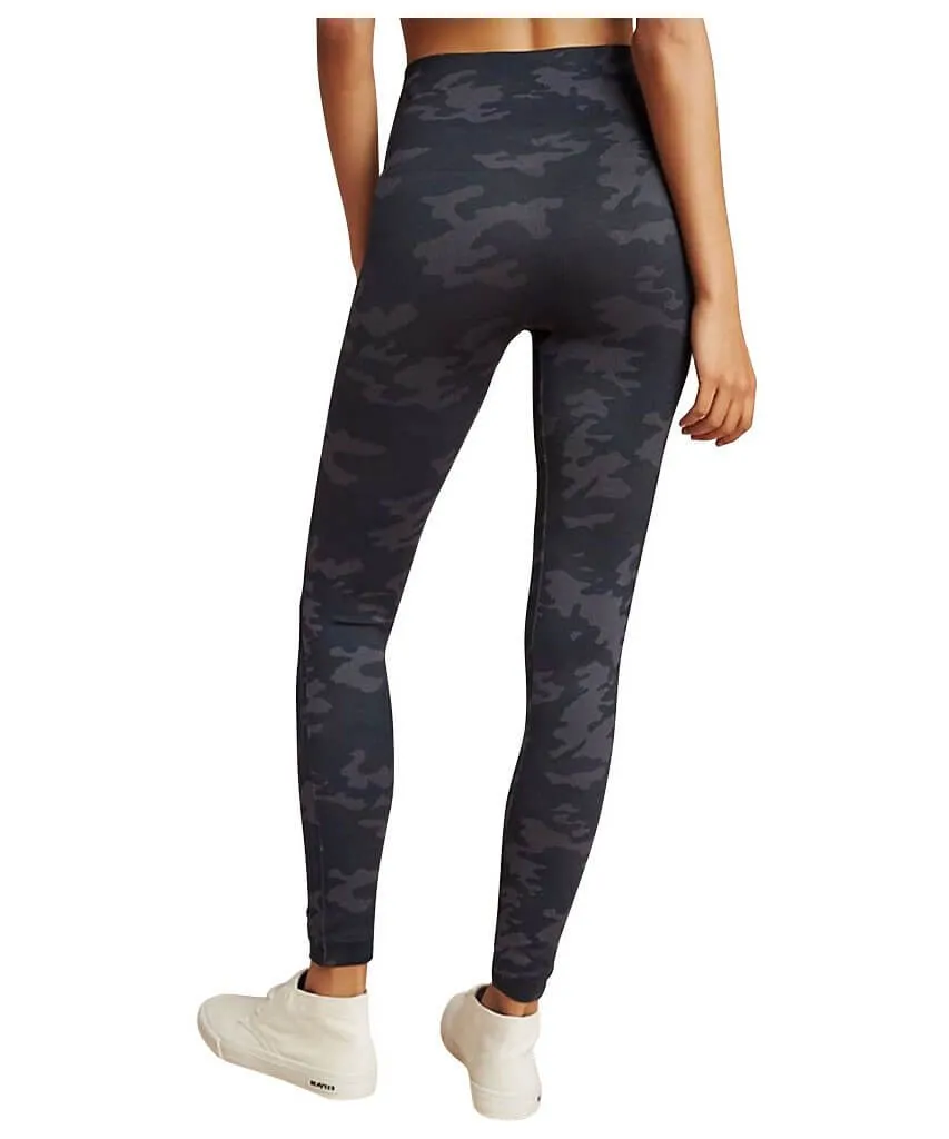 Seamless Legging, Black Camo - Restocked
