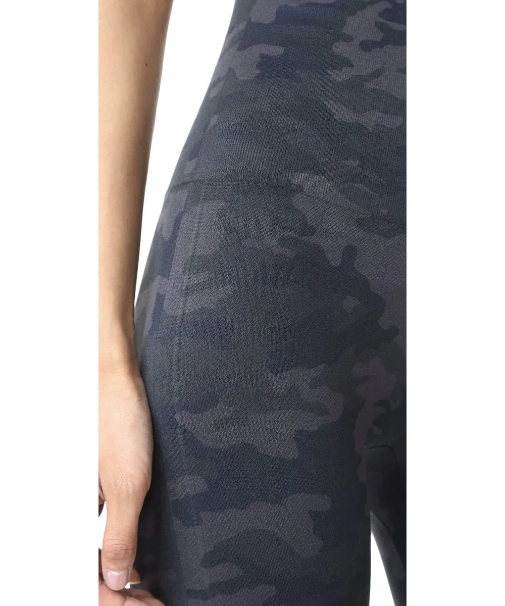Seamless Legging, Black Camo - Restocked