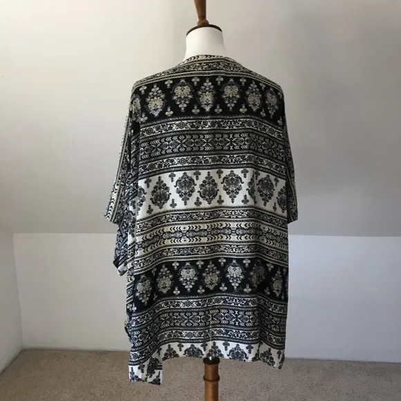 Semi Sheer Oversized Kimono Robe Shawl Jacket