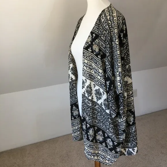 Semi Sheer Oversized Kimono Robe Shawl Jacket