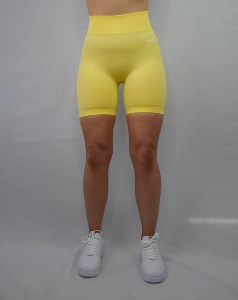 Signature Seamless Shorts