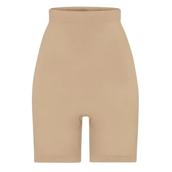 Skims Seamless Sculpt Highwaisted Aboce tge Knee Shorts