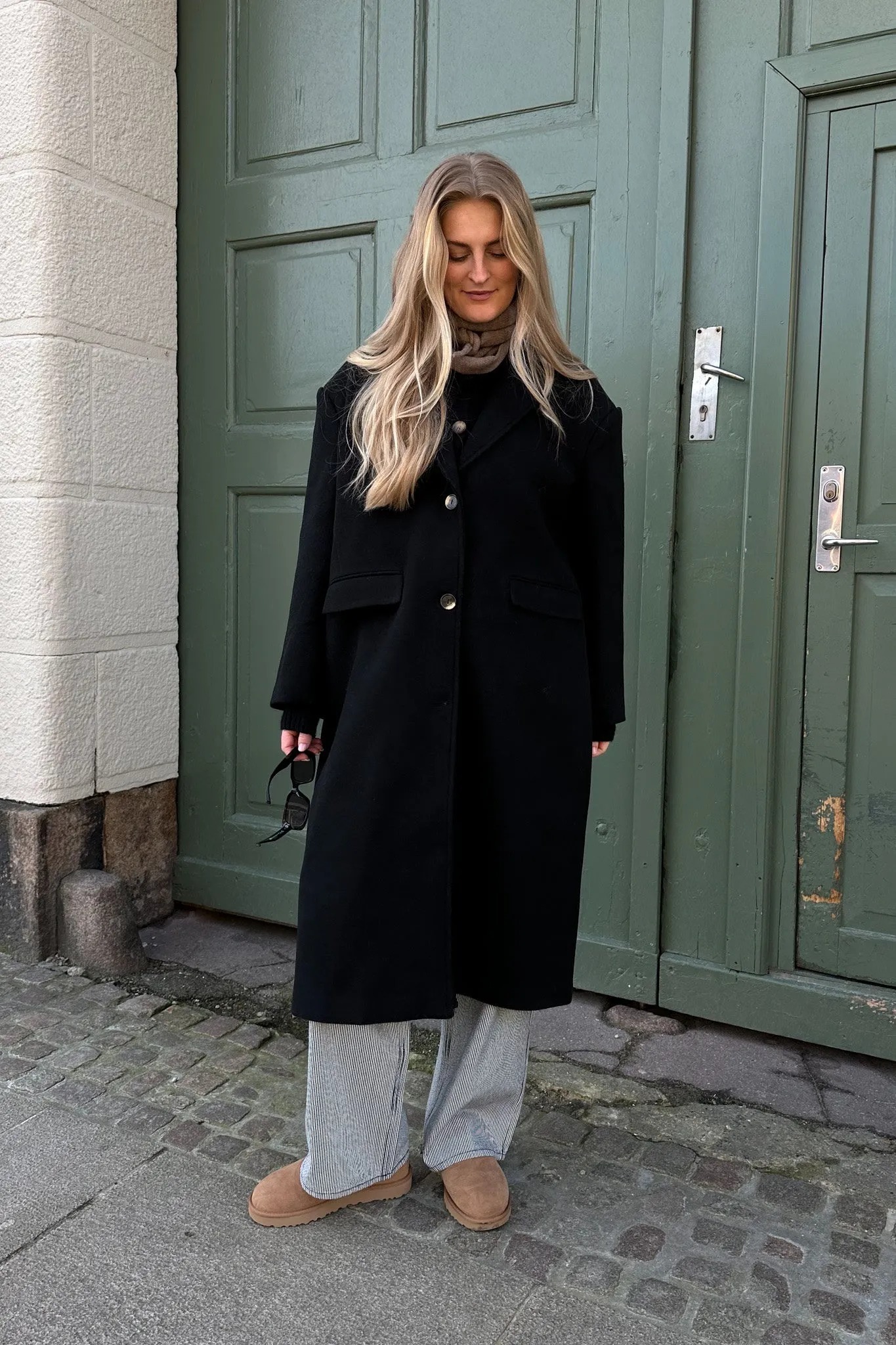 SNNaomi Uldfrakke - Sort