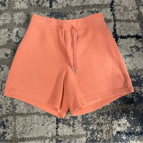 Spanx Air Essentials Short Size M