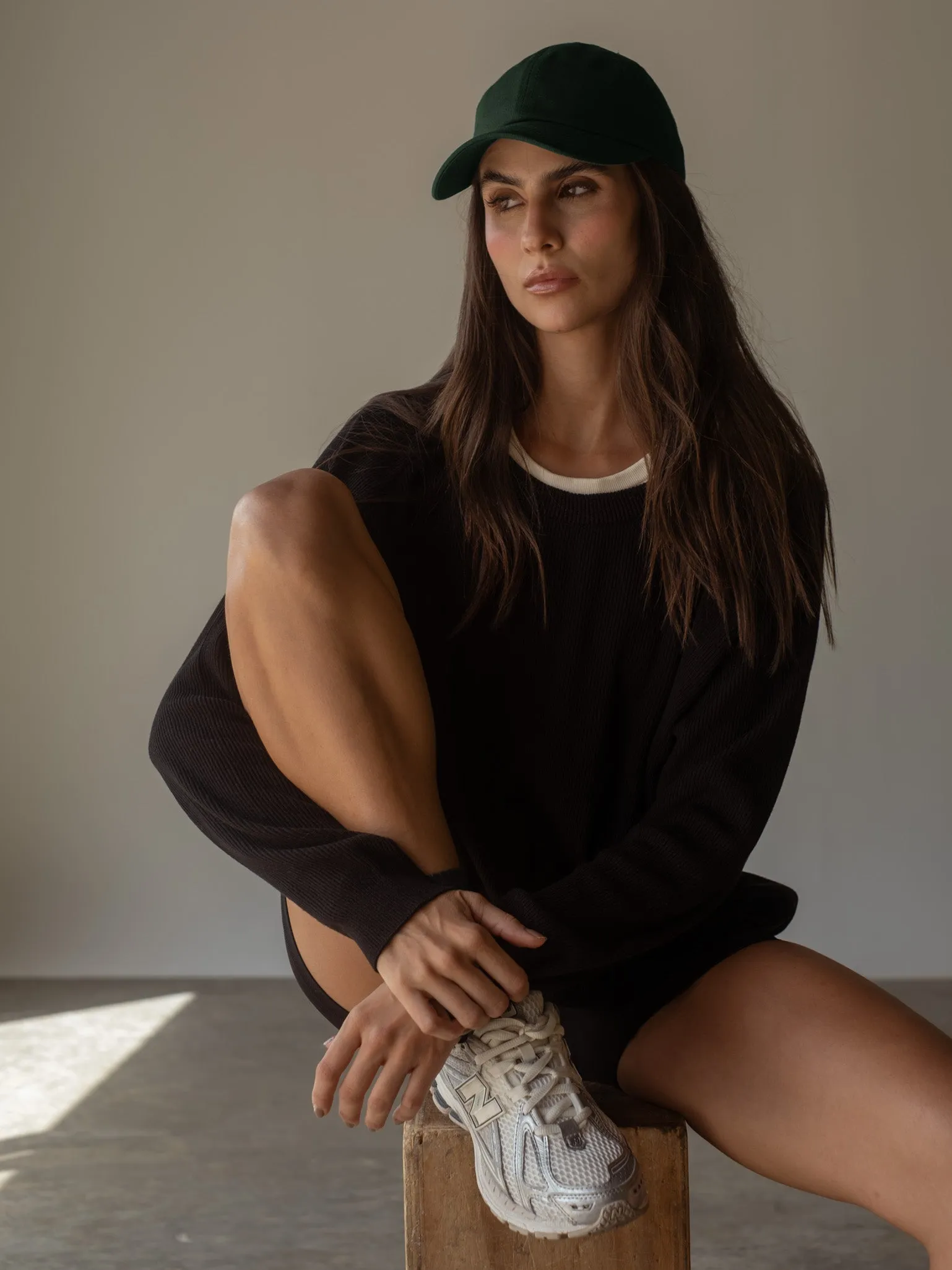 STRIPE SEAMLESS MINI SHORT   - SHADOW
