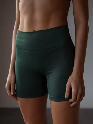 STRIPE SEAMLESS SHORT  - MYSTIC GREEN