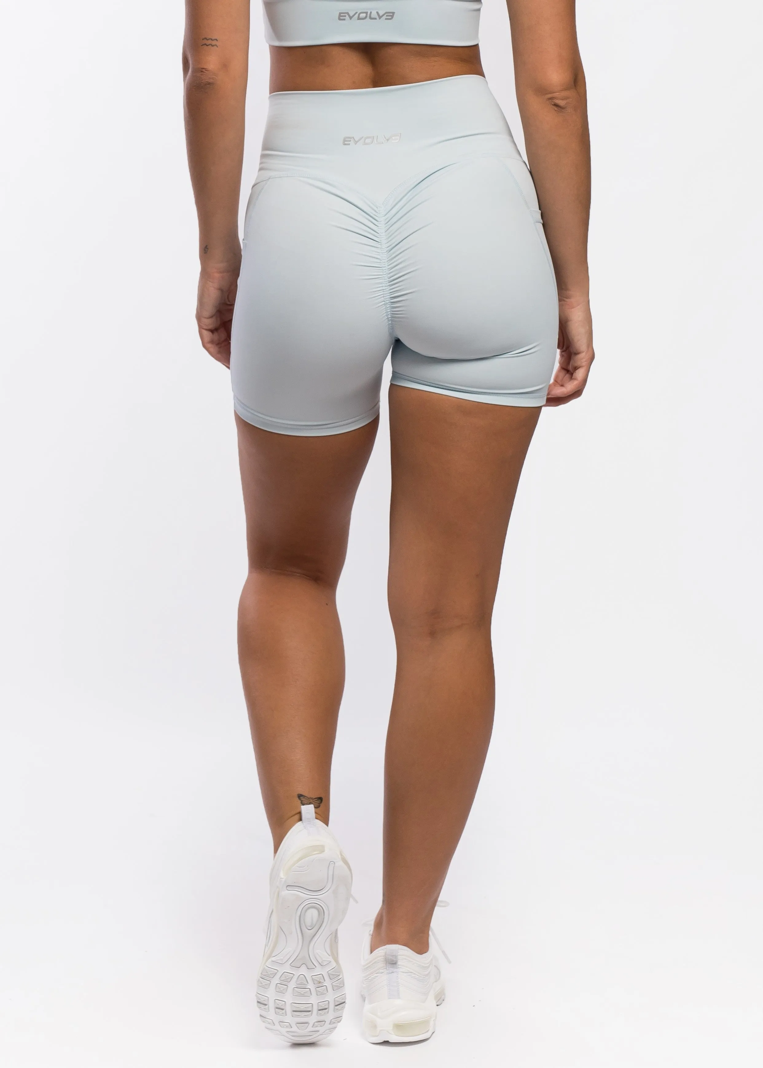 Super Scrunch Shorts - Ice