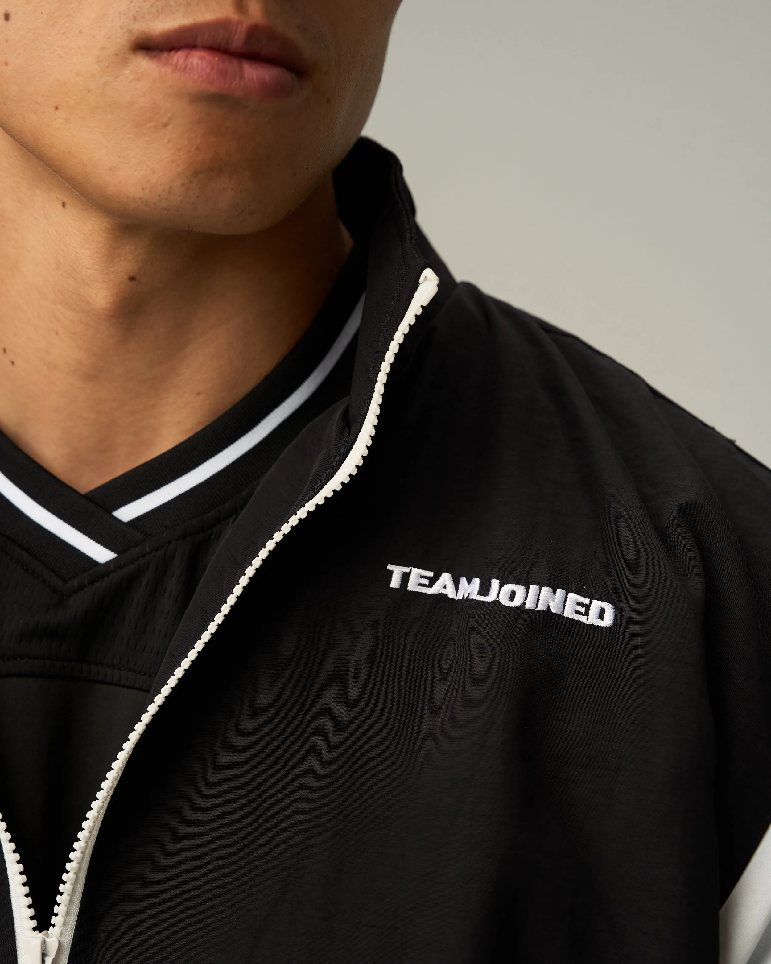 Tech Race-Series Wind Jacket