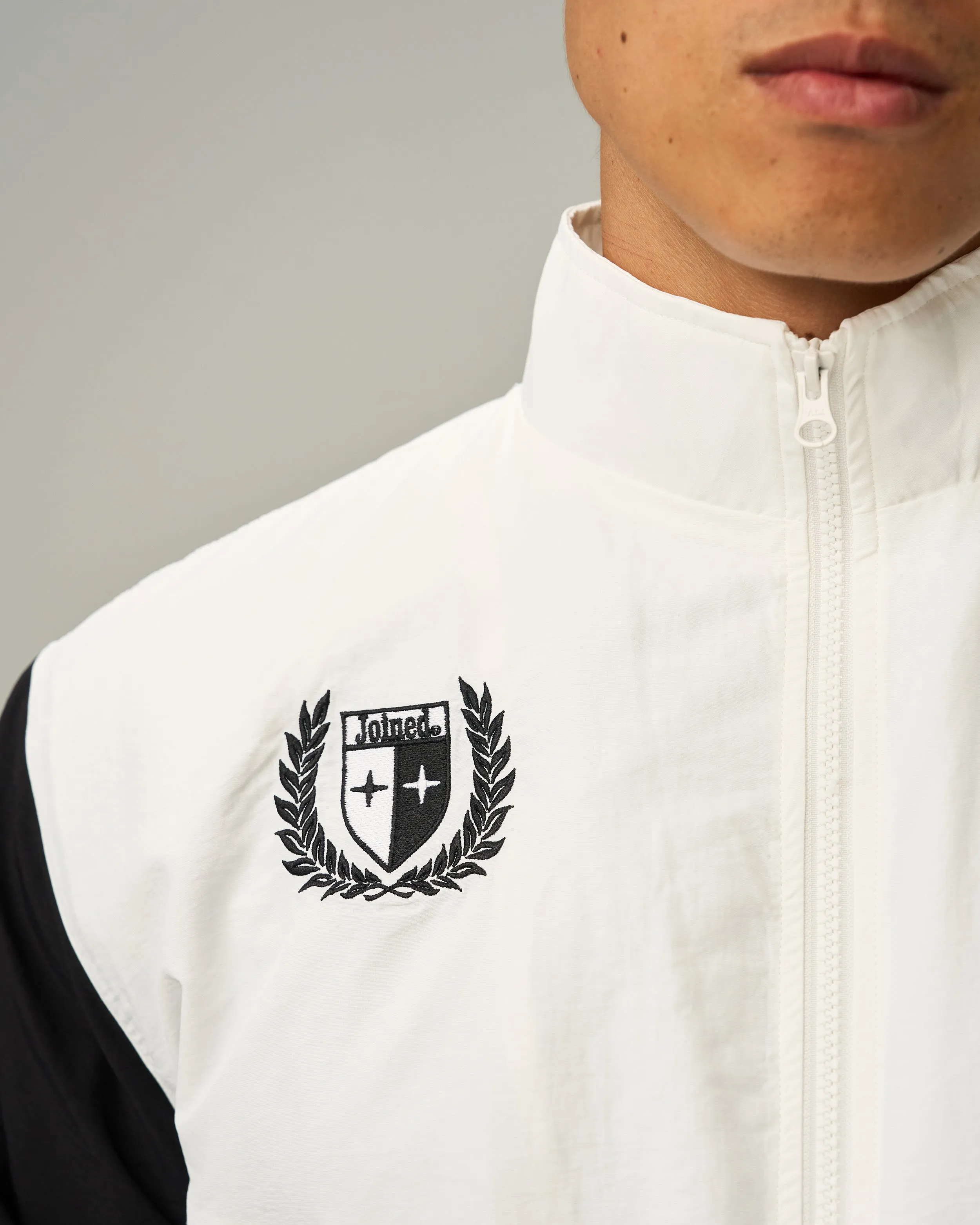 Tech Race-Series Wind Jacket