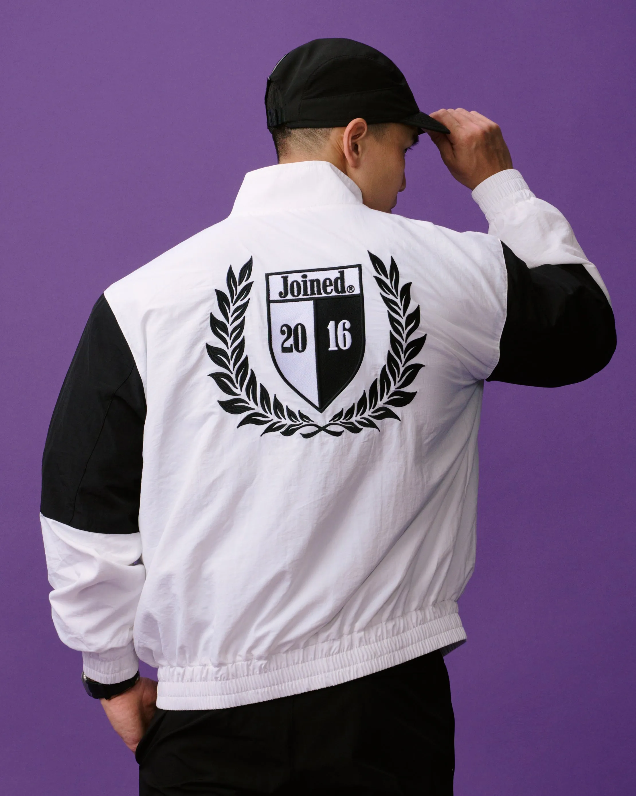Tech Race-Series Wind Jacket