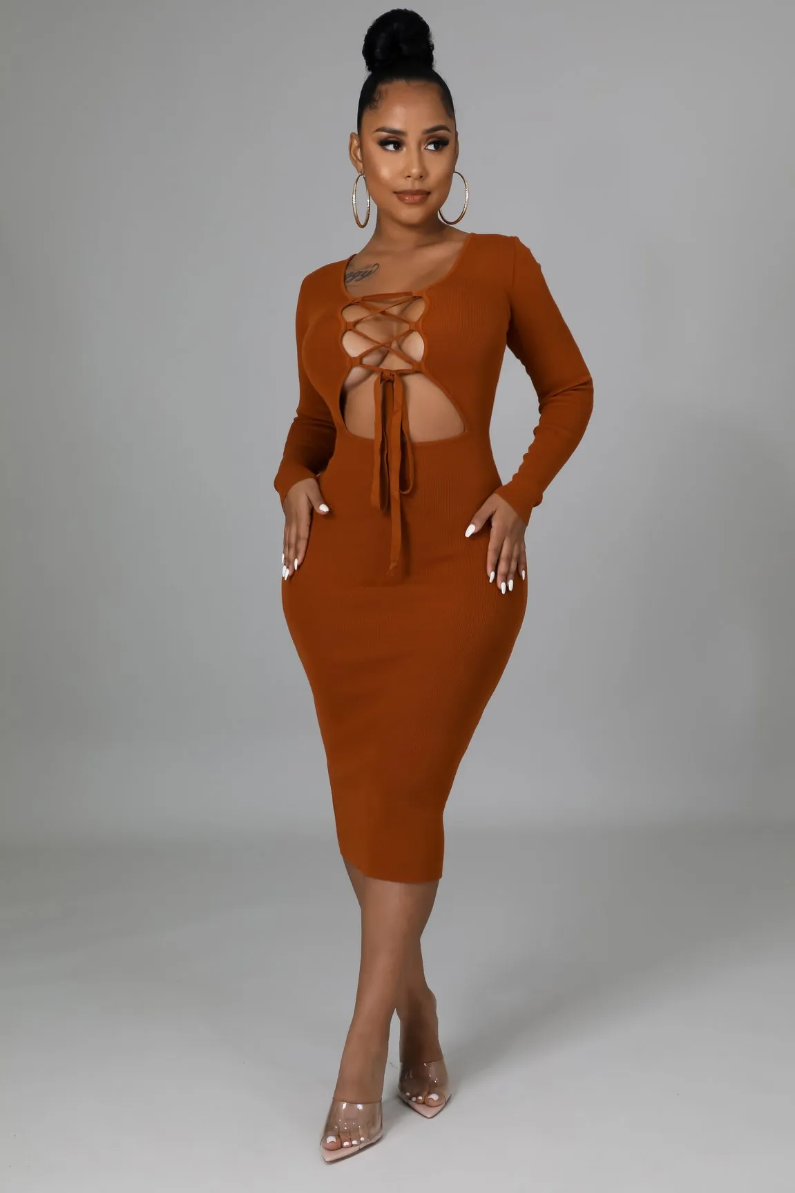 TIED UP DRESS | RUST