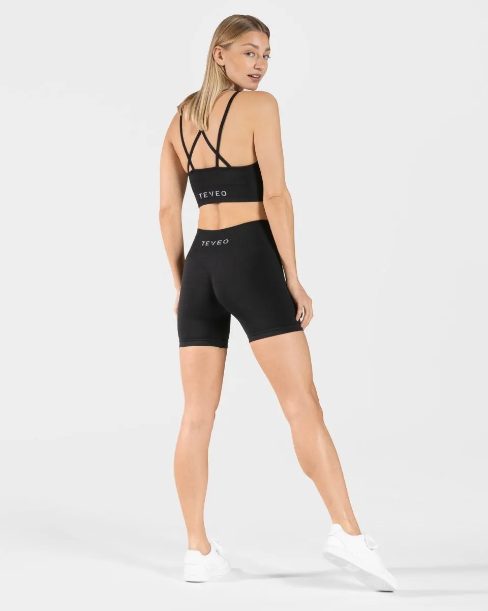 Timeless Scrunch Short "Schwarz"