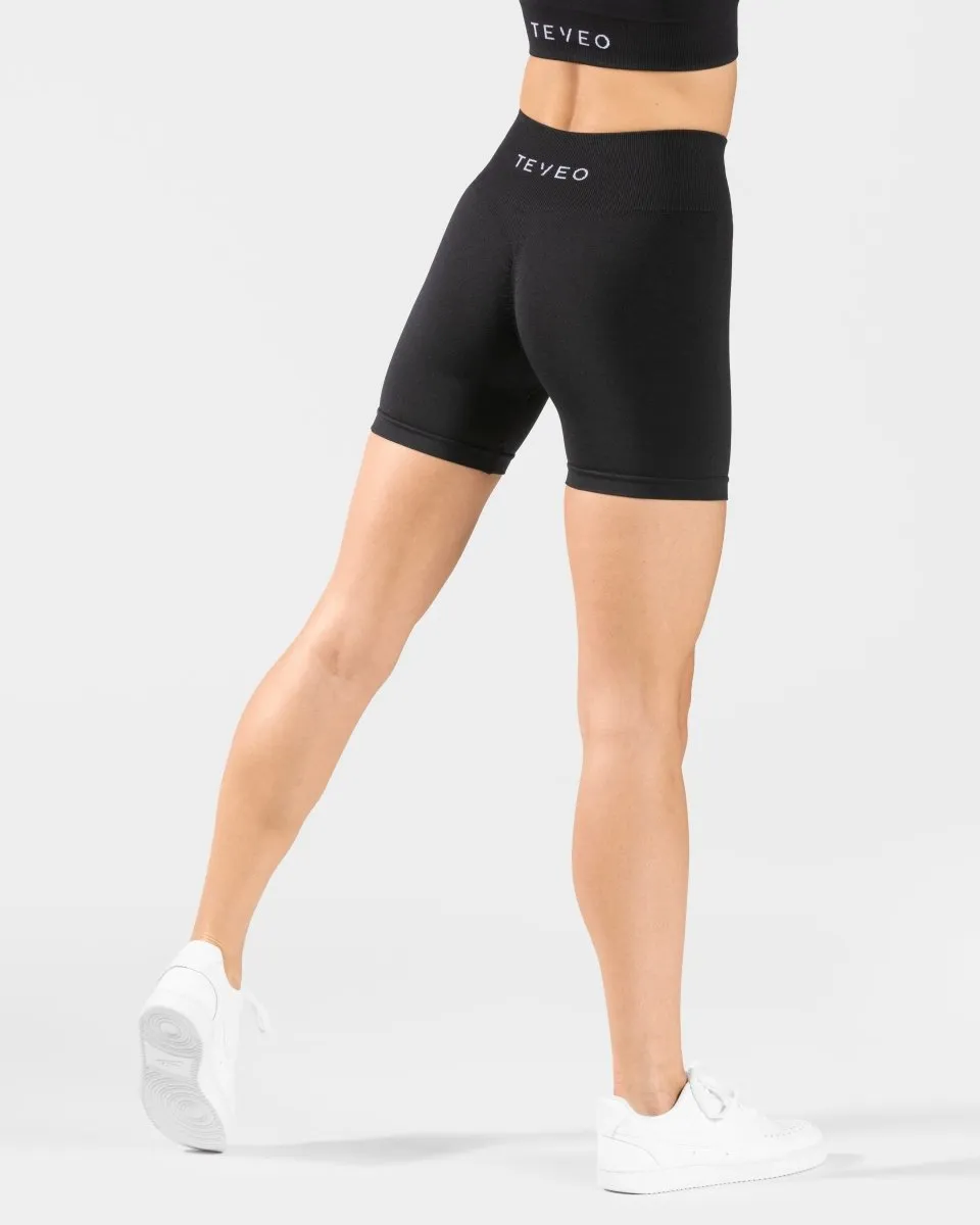 Timeless Scrunch Short "Schwarz"