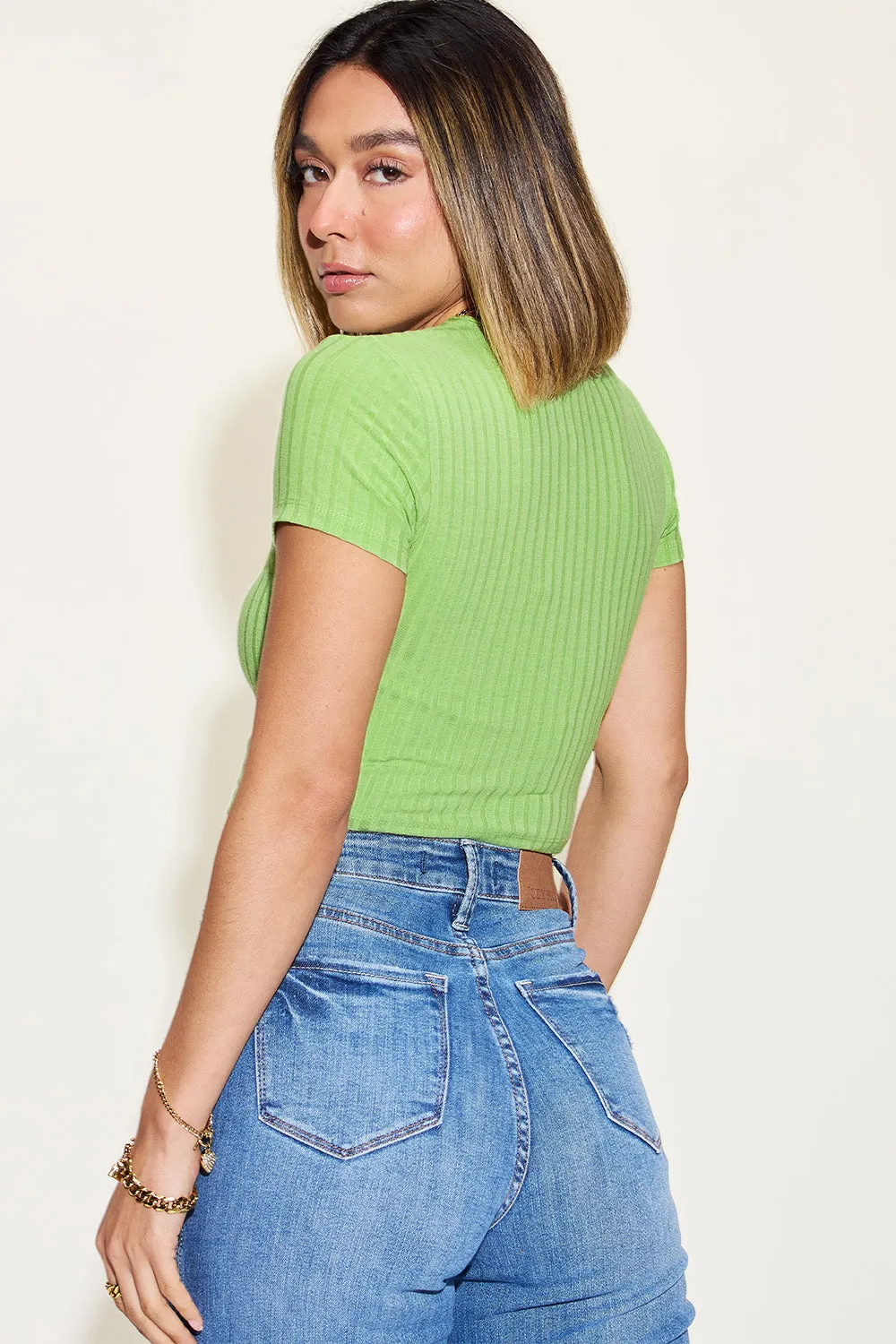 Tisha Ribbed Round Neck Short Sleeve Crop