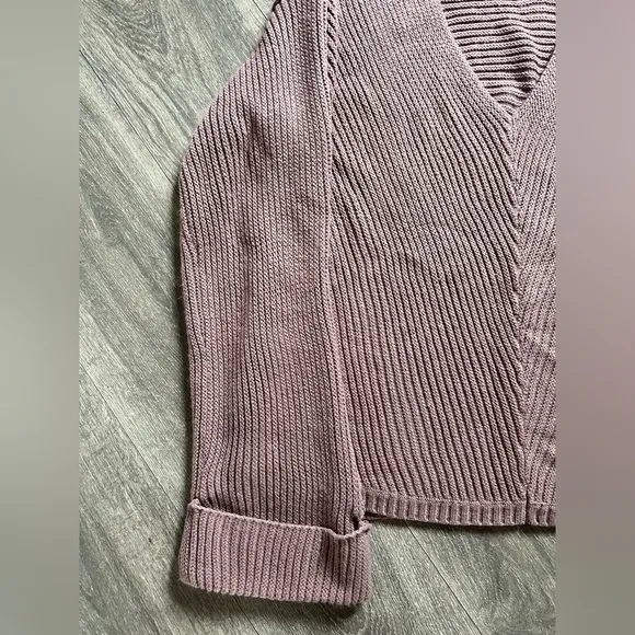 Tobi oversized mauve v-neck sweater size L