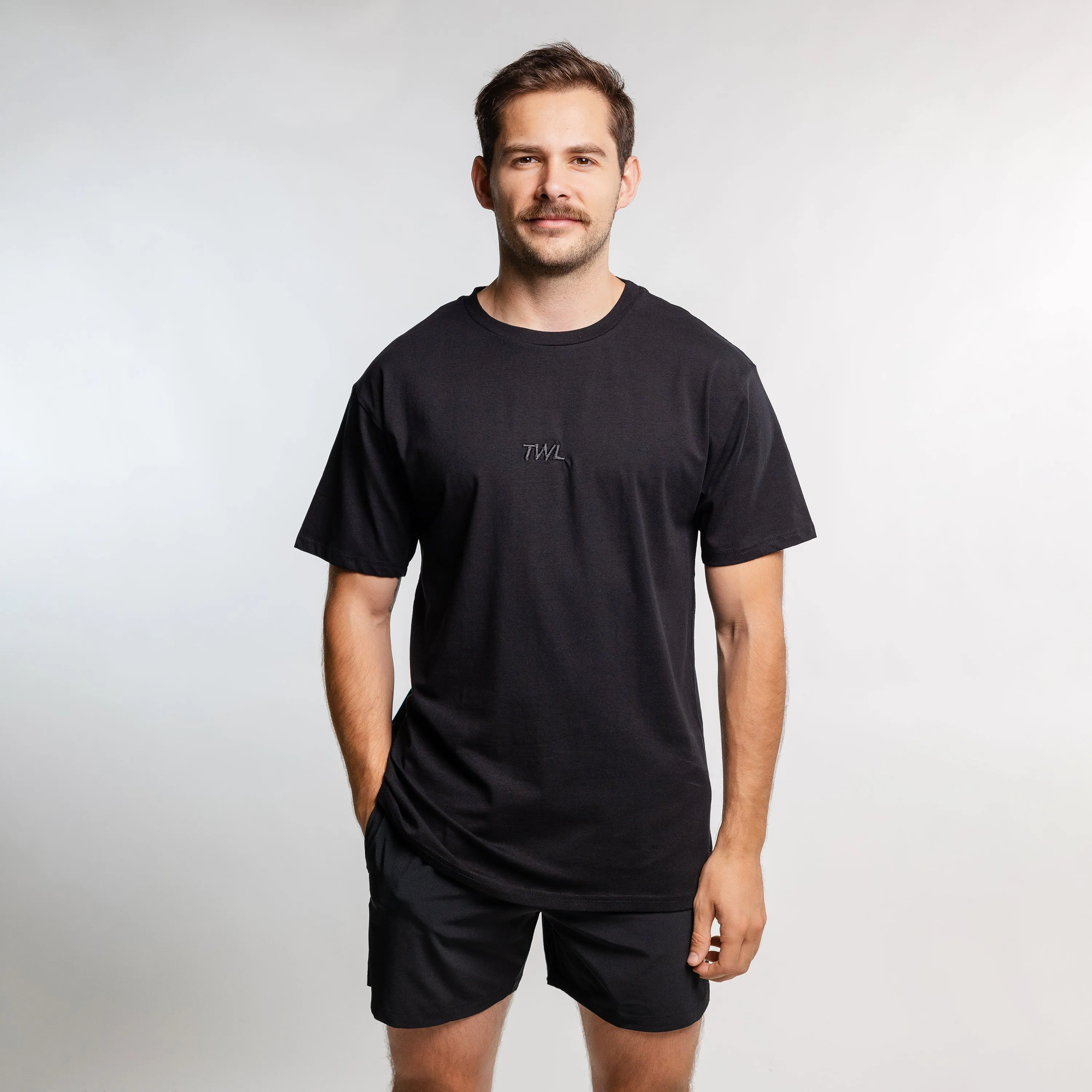 TWL - OVERSIZED T-SHIRT - ENDORPHINS - TRIPLE BLACK