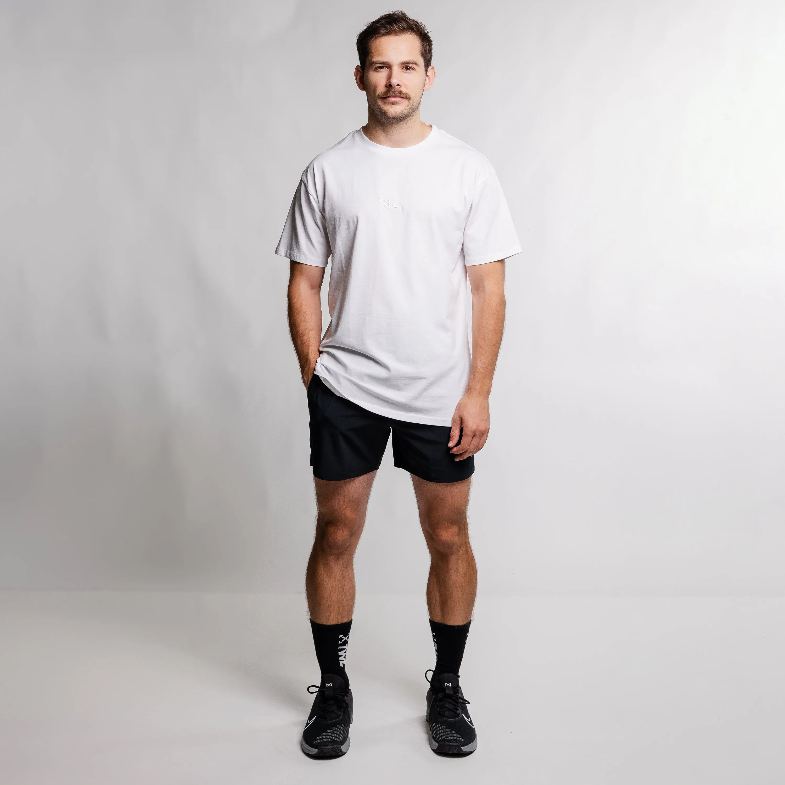 TWL - OVERSIZED T-SHIRT - ENDORPHINS - TRIPLE WHITE