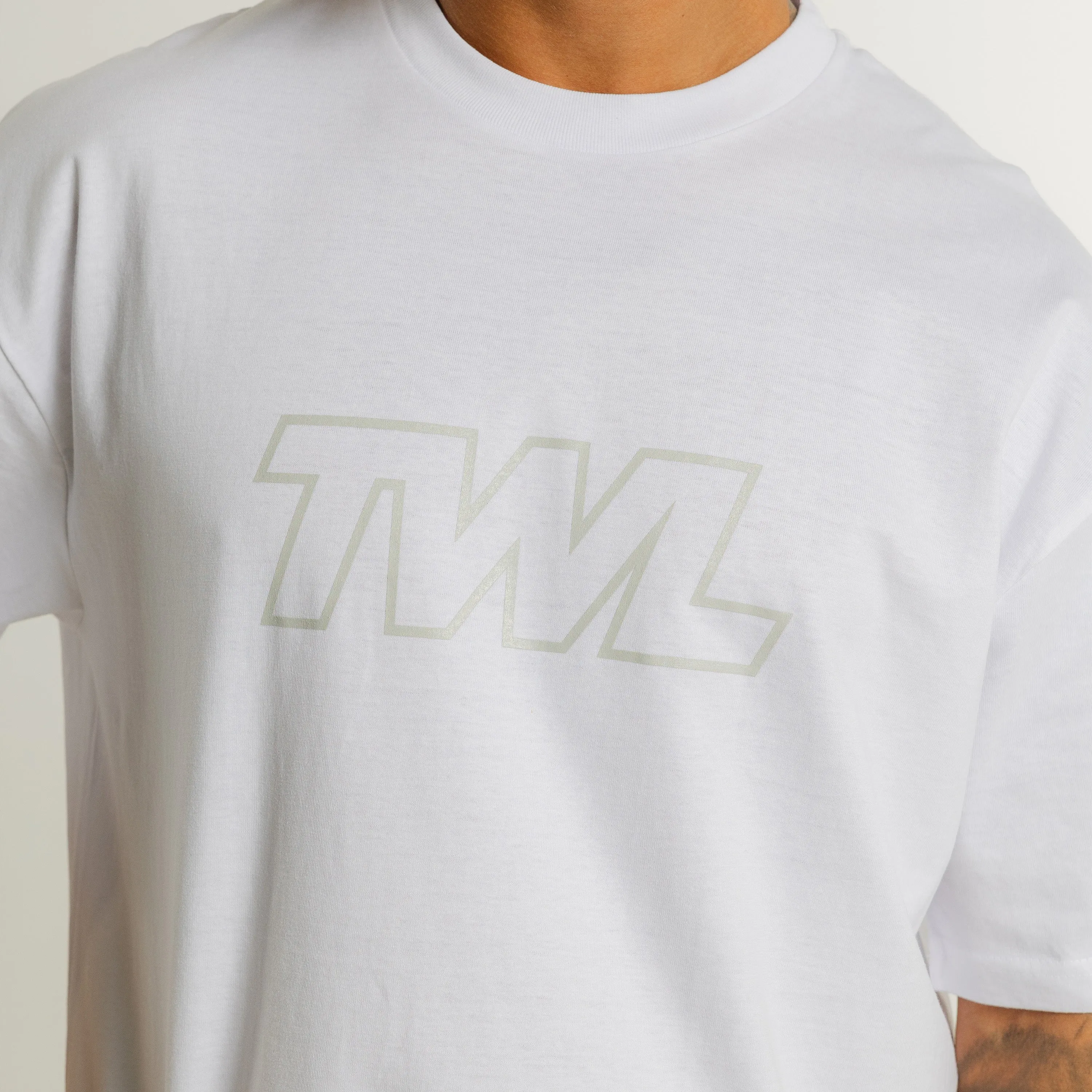 TWL - OVERSIZED TRAINING T-SHIRT - ATHLETE - WHITE
