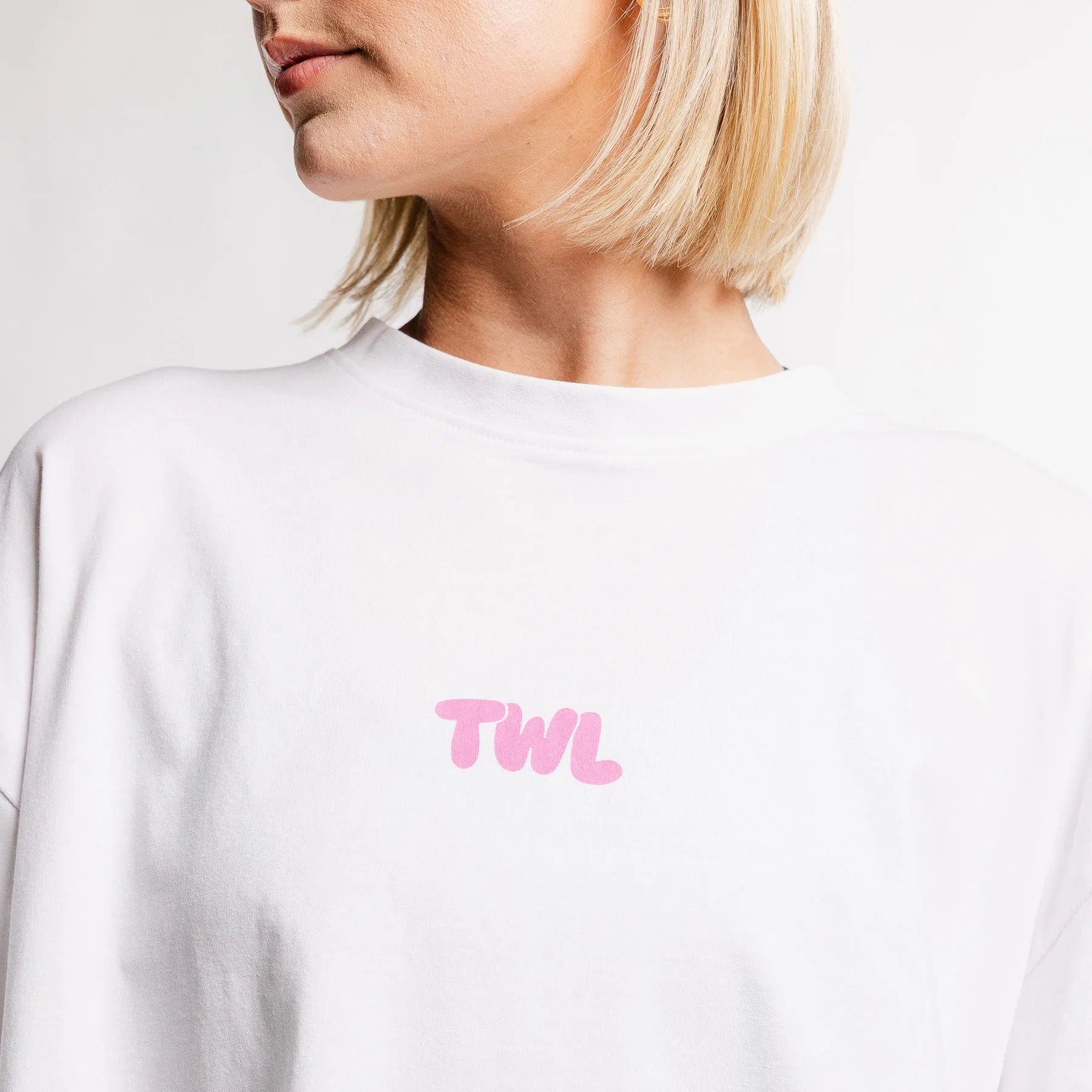 TWL - WOMEN'S OVERSIZED CROPPED T-SHIRT - PUFF - RASPBERRY PINK