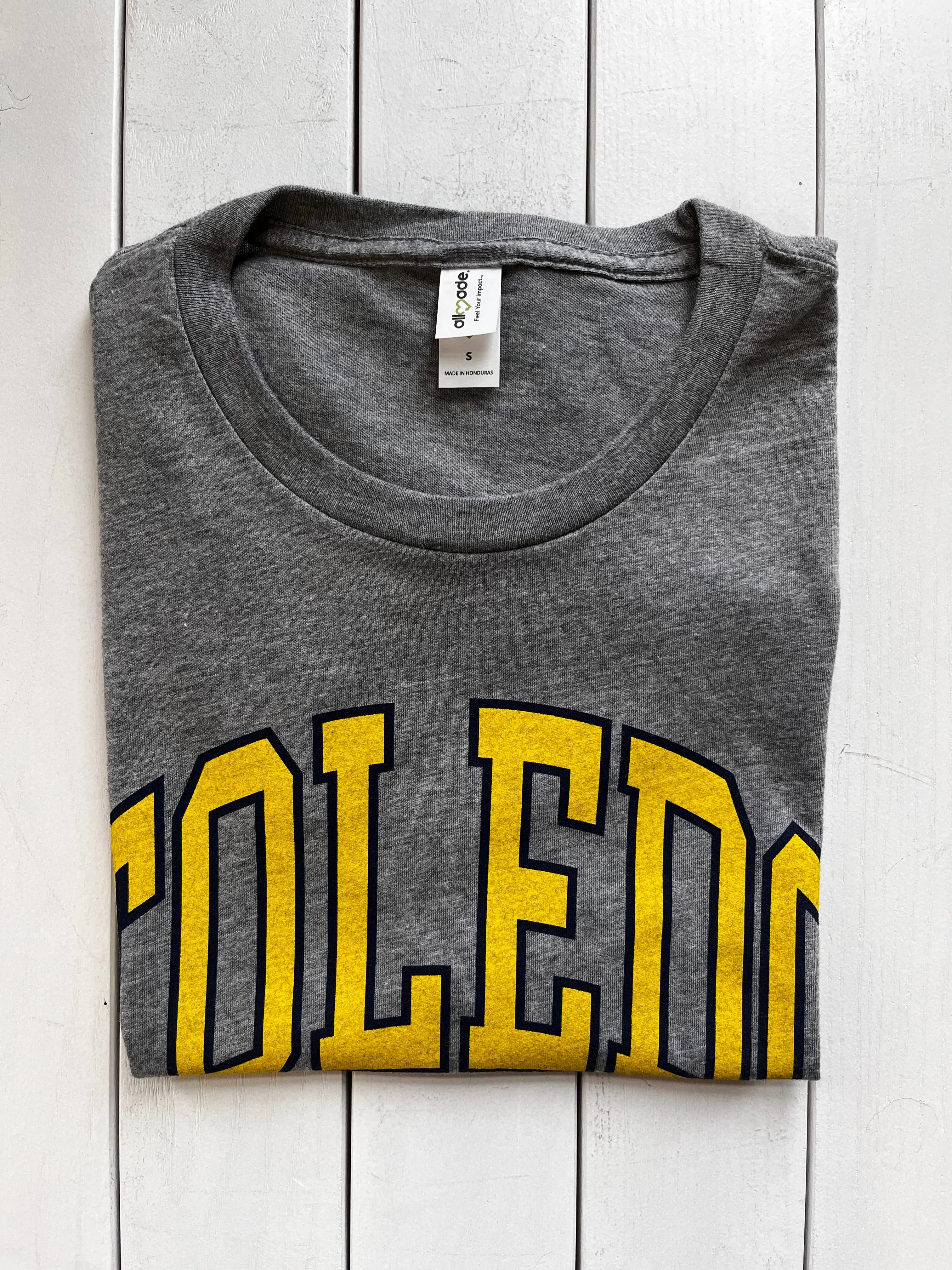 U of Toledo Vintage Rockets Shirt