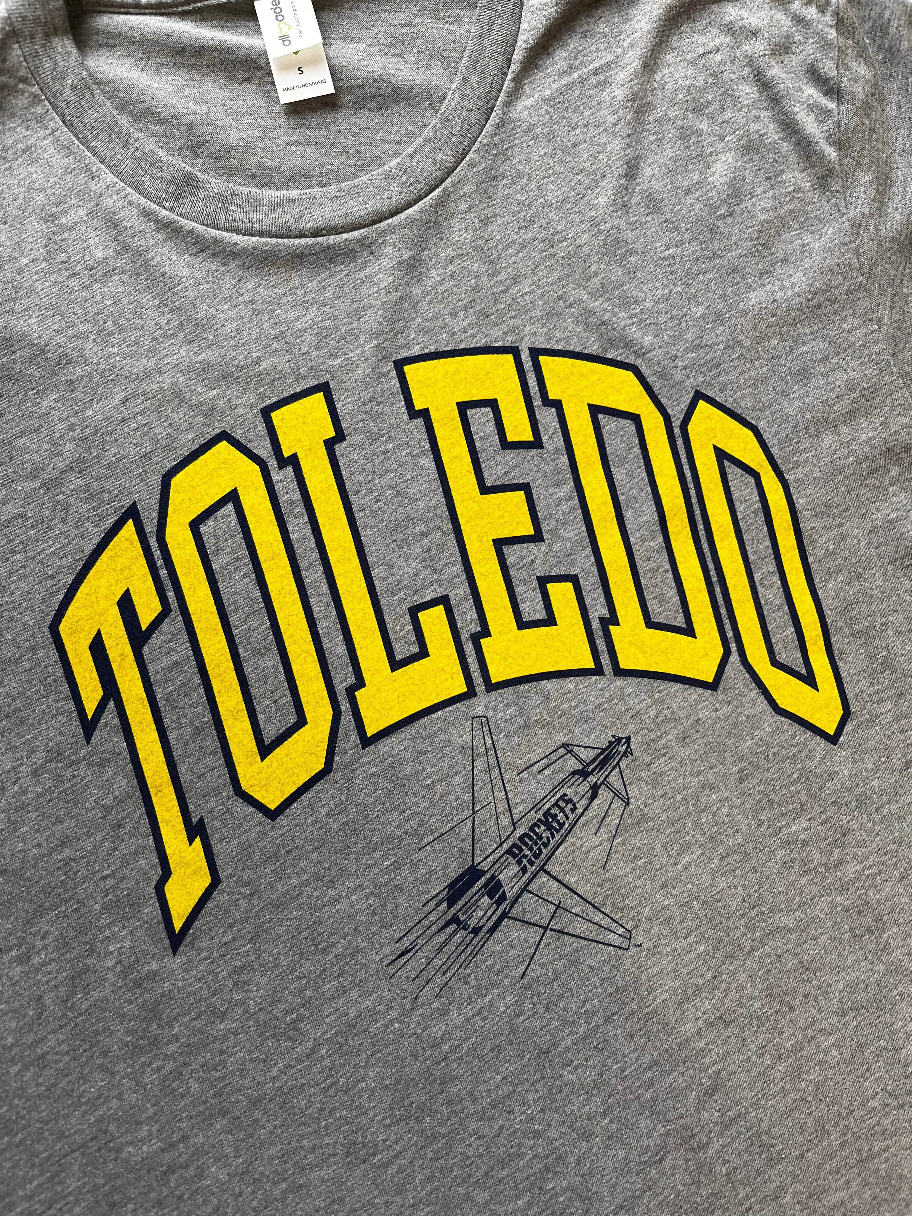 U of Toledo Vintage Rockets Shirt