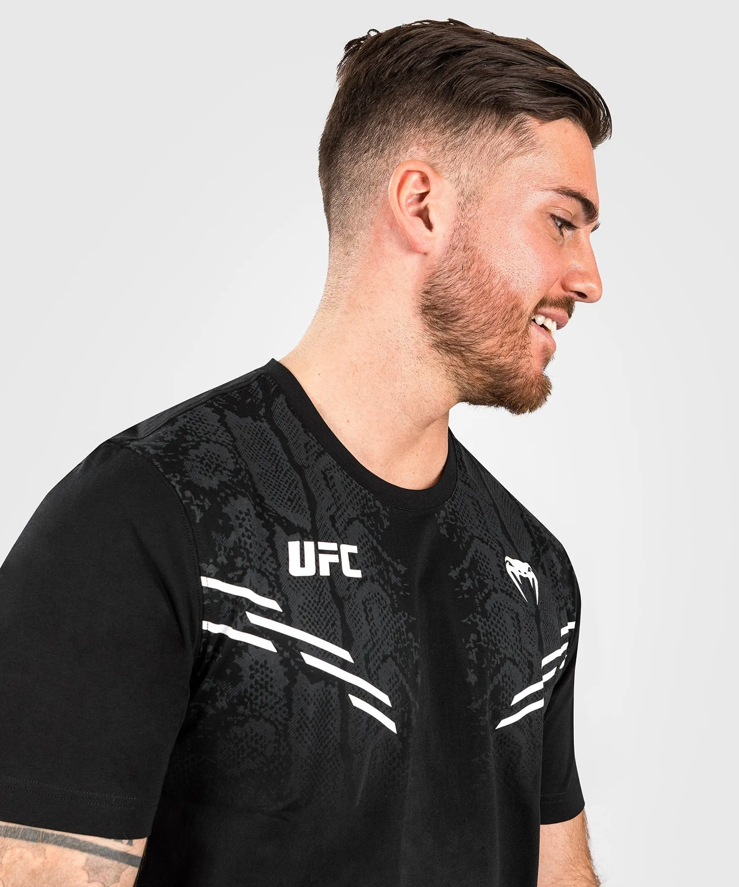 UFC® Adrenaline by Venum® Replica Men’s Short-sleeve T-shirt