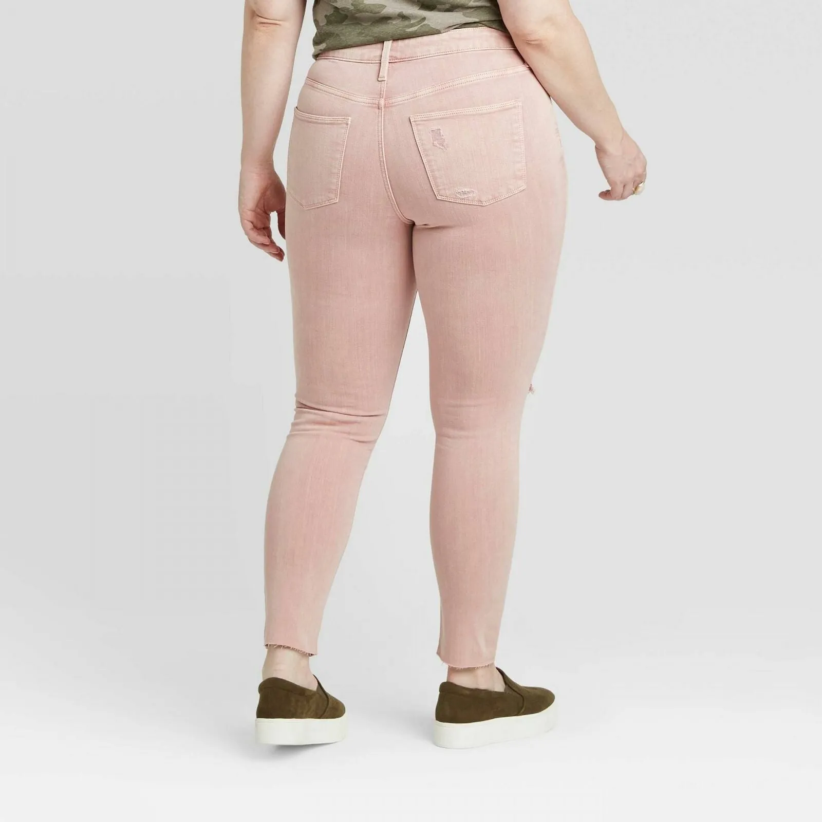 Universal Thread Women's Distressed High Rise Skinny Jeans