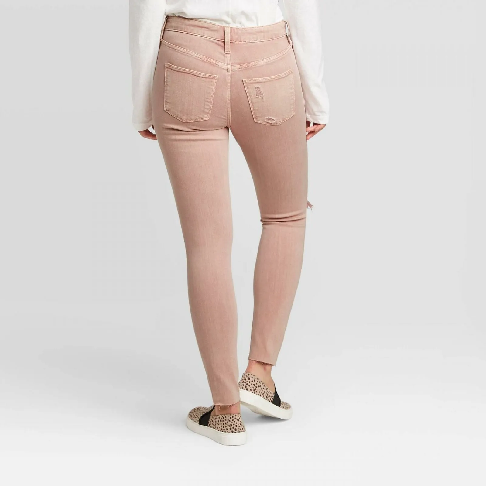 Universal Thread Women's Distressed High Rise Skinny Jeans