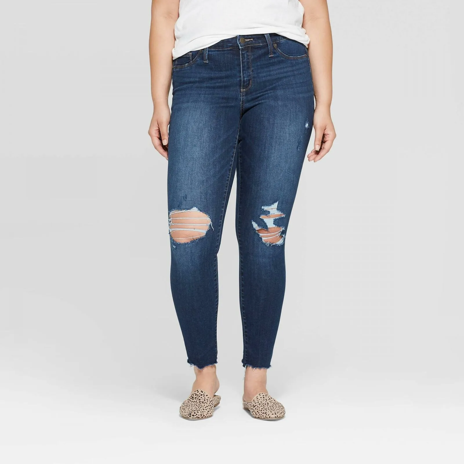 Universal Thread Women's Mid Rise Distressed Jeggings