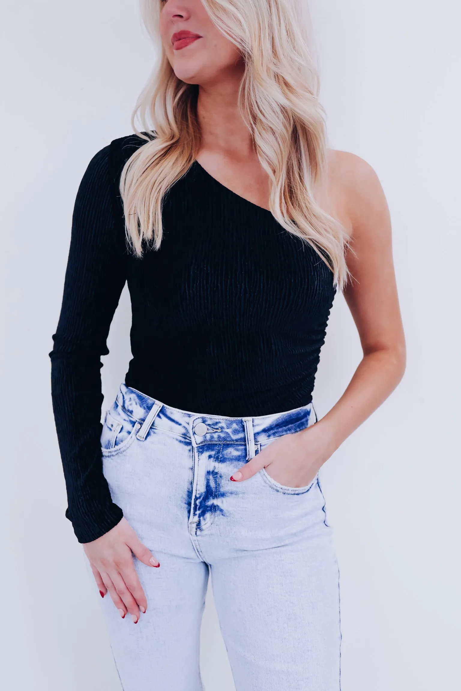 Valiant Velvety One Shoulder Top - Black