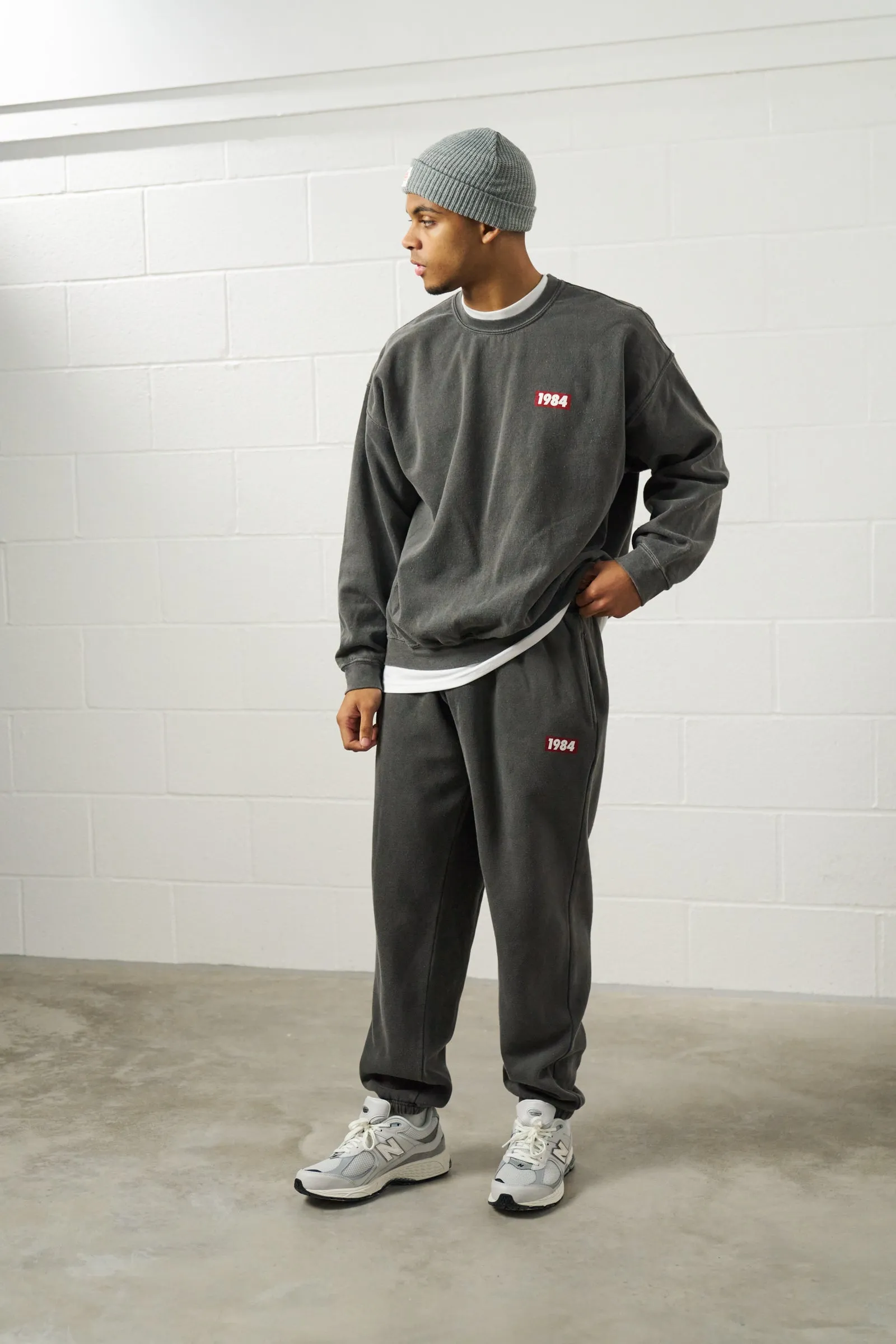 Vice 84 'Always Moving' Vintage Washed Sweater - Black