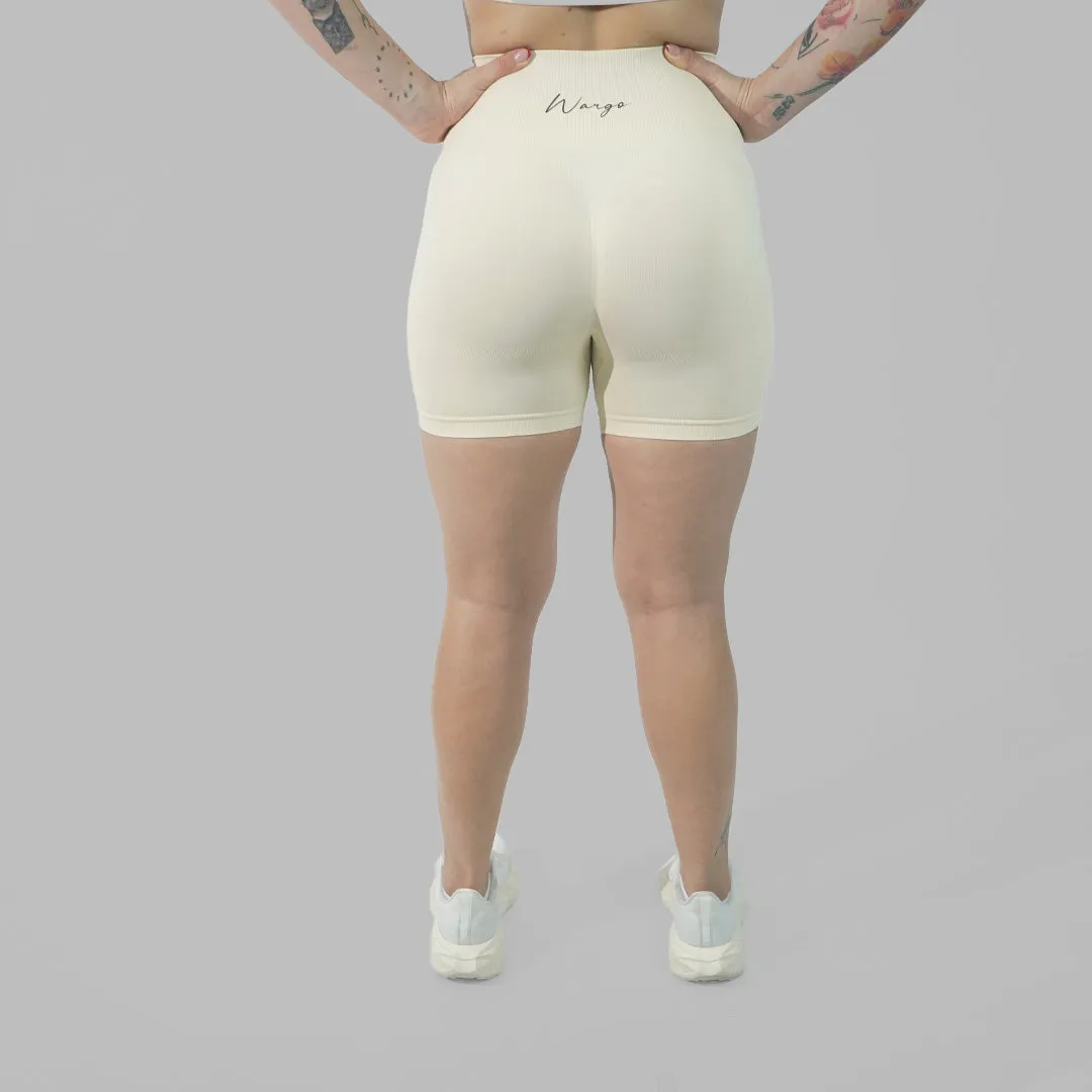 WARGO SIGNATURE SEAMLESS SHORT - CREAM