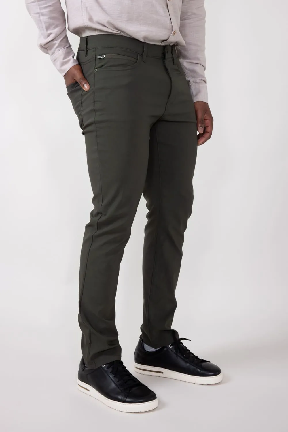 Weatherproof Vintage Momentum 5 Pocket Pants for Men in Olive | W4S901-309 OLIVE