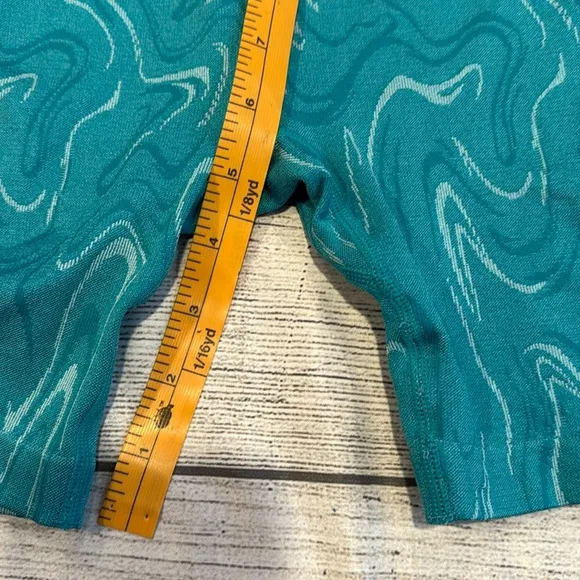 🔥Women’s AYBL Velocity Seamless Bike Shorts size S turquoise🔥
