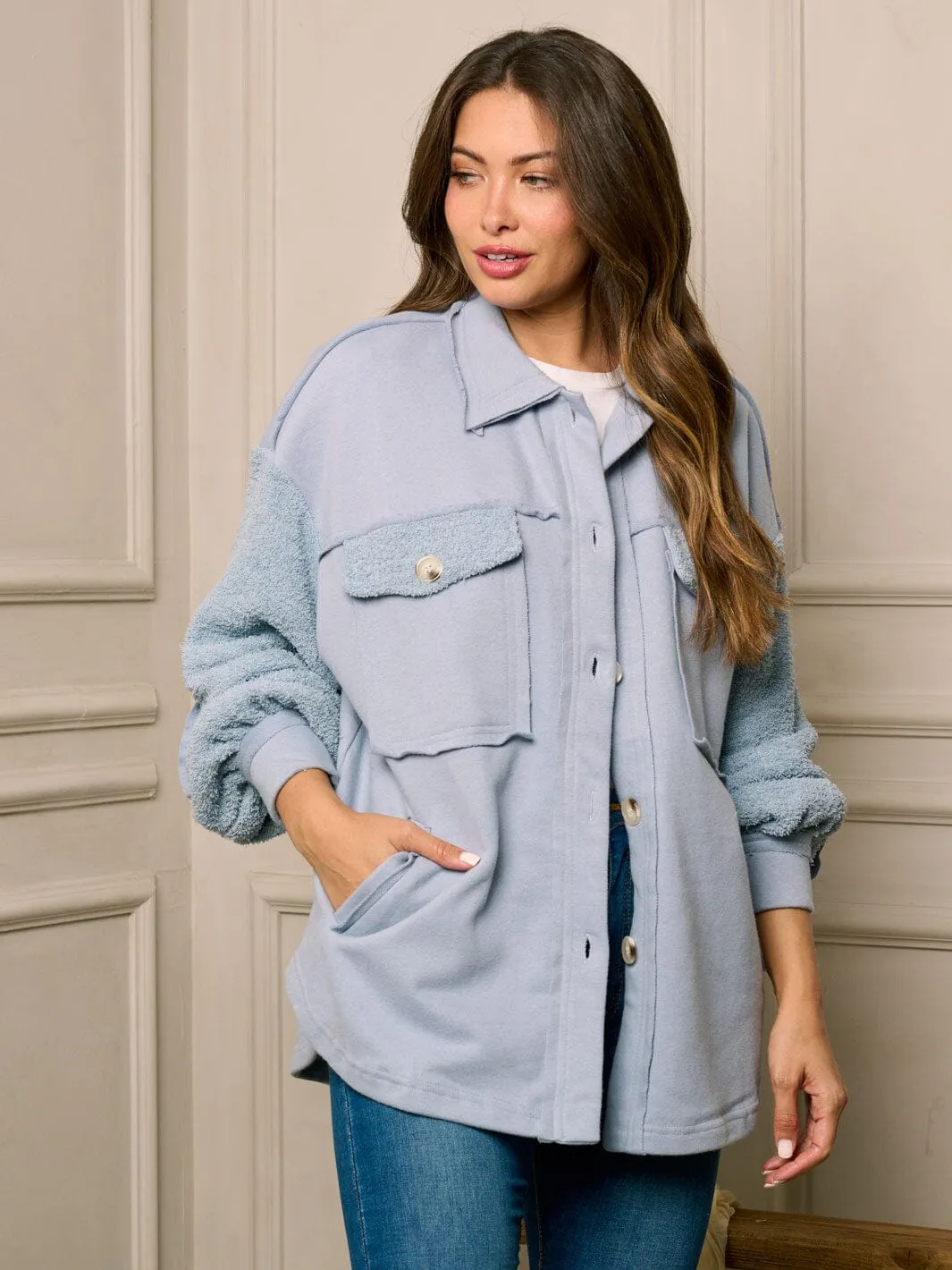 WOMEN'S LONG SHERPA SLEEVE BUTTON CLOSURE JACKET