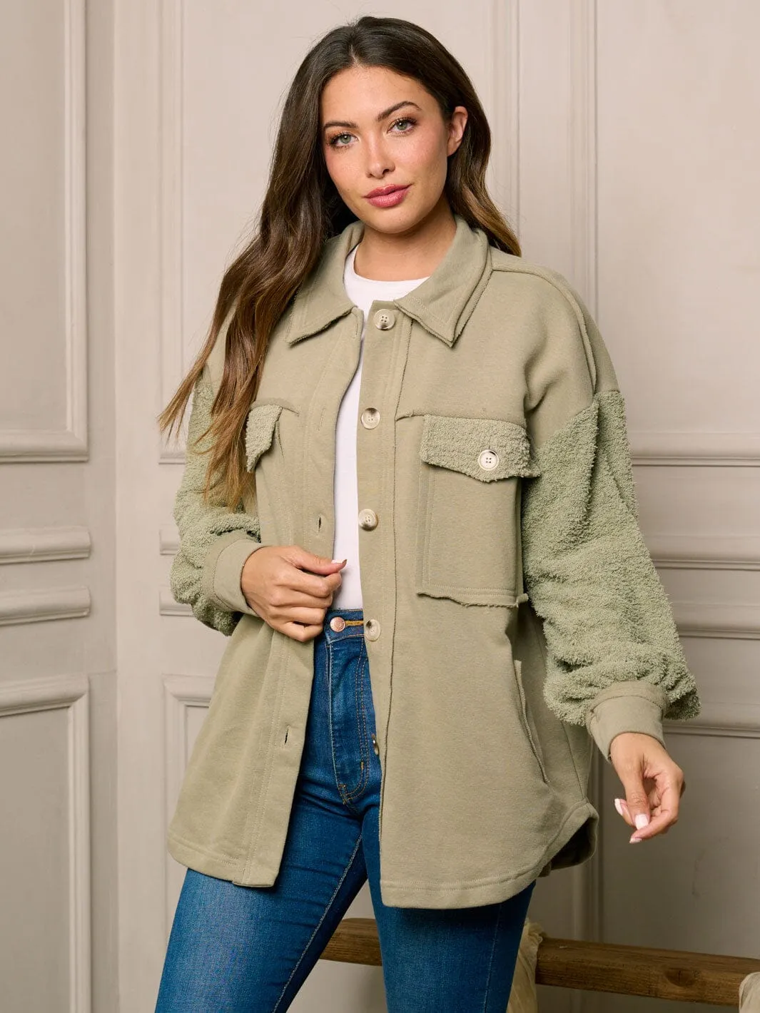 WOMEN'S LONG SHERPA SLEEVE BUTTON CLOSURE JACKET