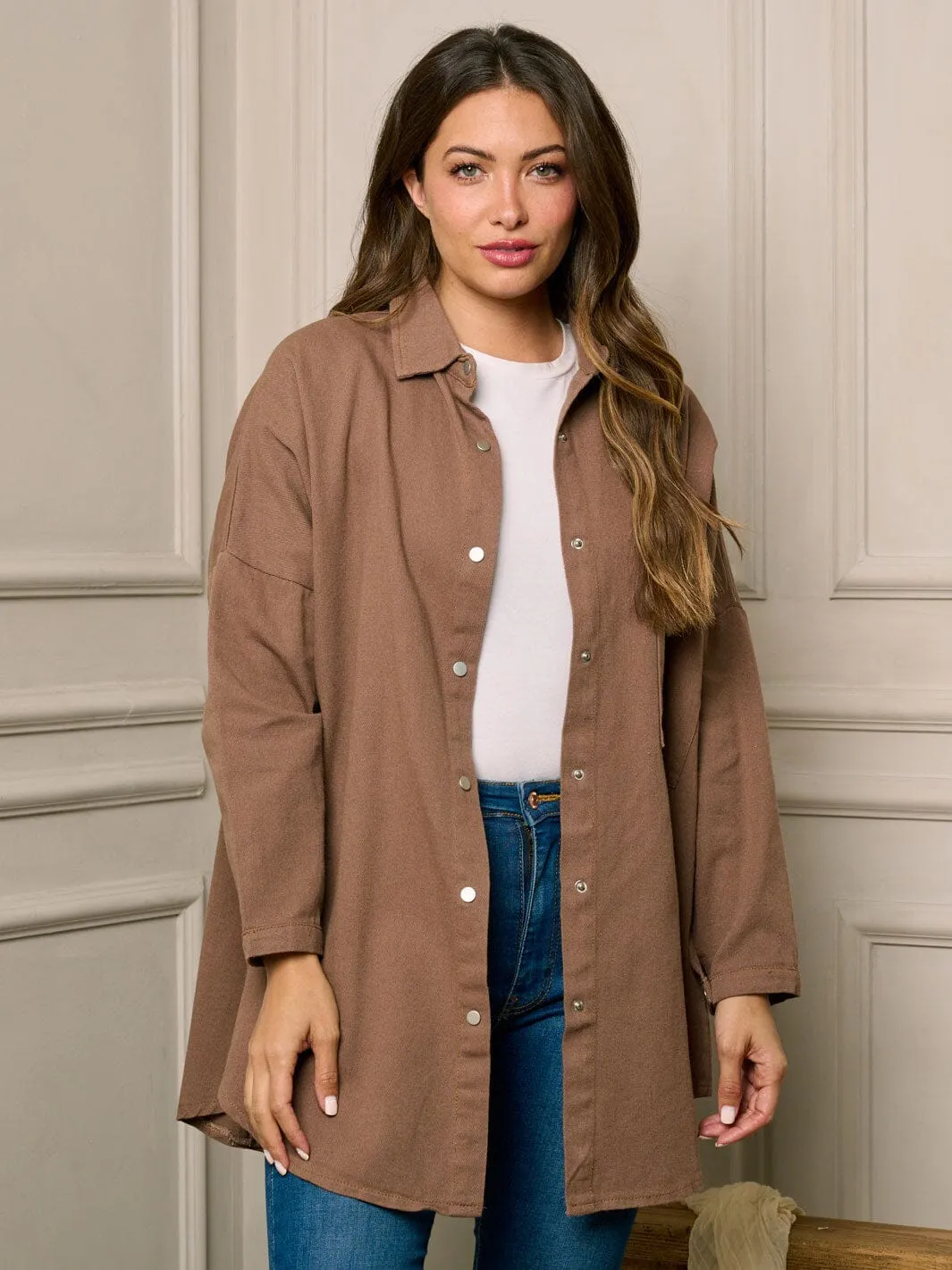 WOMEN'S LONG SLEEVE BUTTON CLOSURE OVERSIZED DENIM TOP