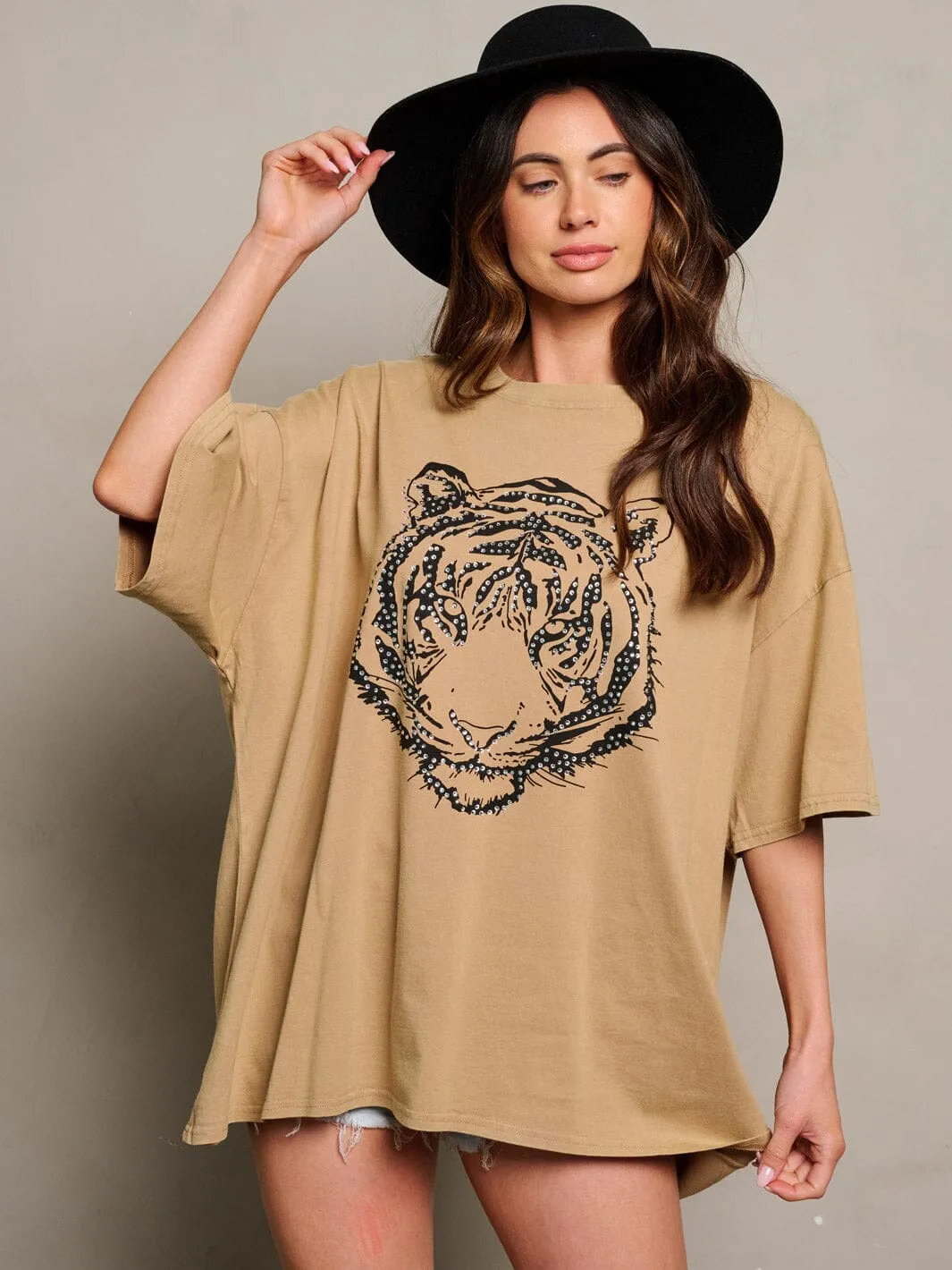 WOMEN'S SHORT SLEEVE STUDS GRAPHIC DETAILED OVERSIZED TOP