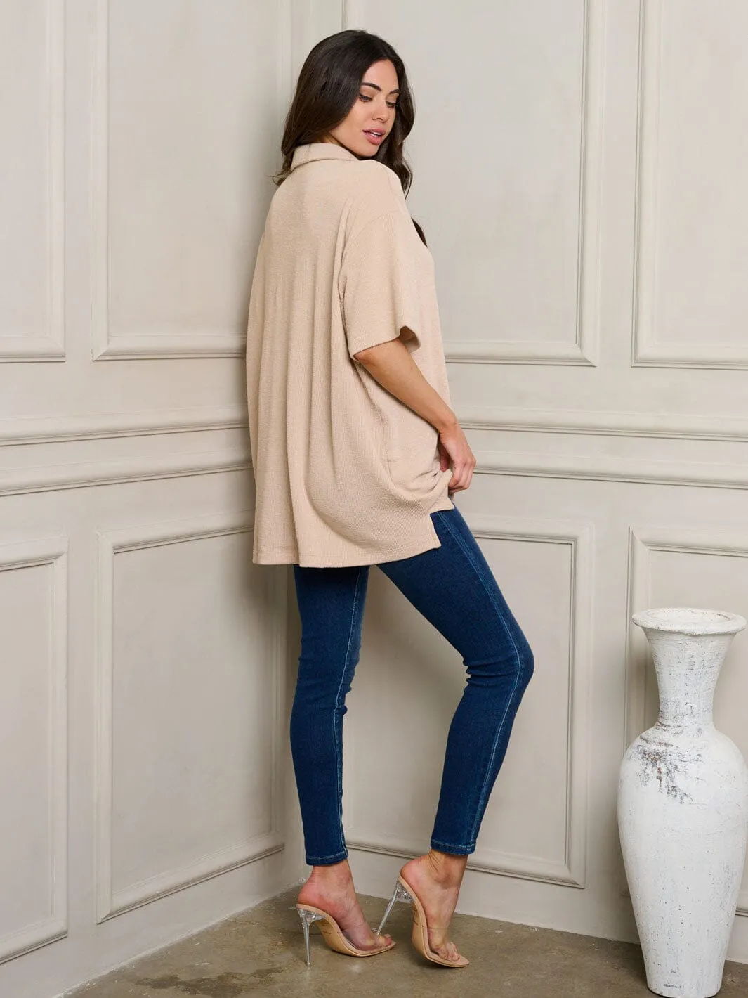 WOMEN'S SHORT SLEEVE V-NECK OVERSIZED TOP
