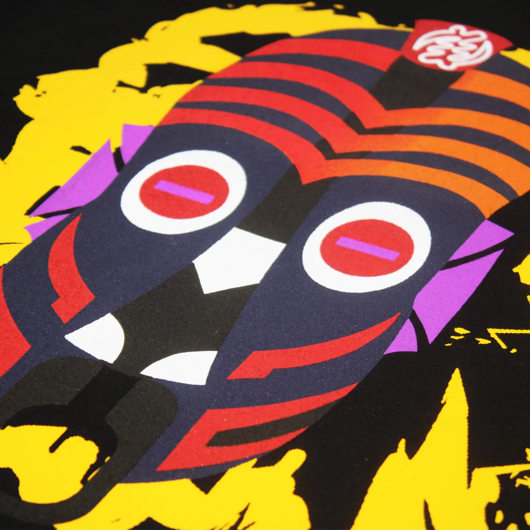 ZABESI DRAGON SMOKE WARRIOR MASK (UNISEX SHORT SLEEVE T-SHIRT)